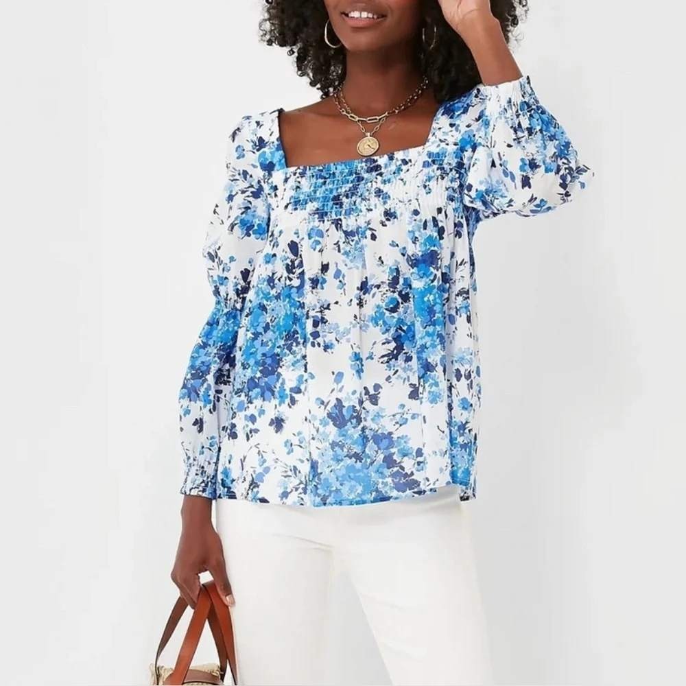 Tuckernuck Blue Meadows Tilly Blouse XS NWT Floral Smocked Square Neck